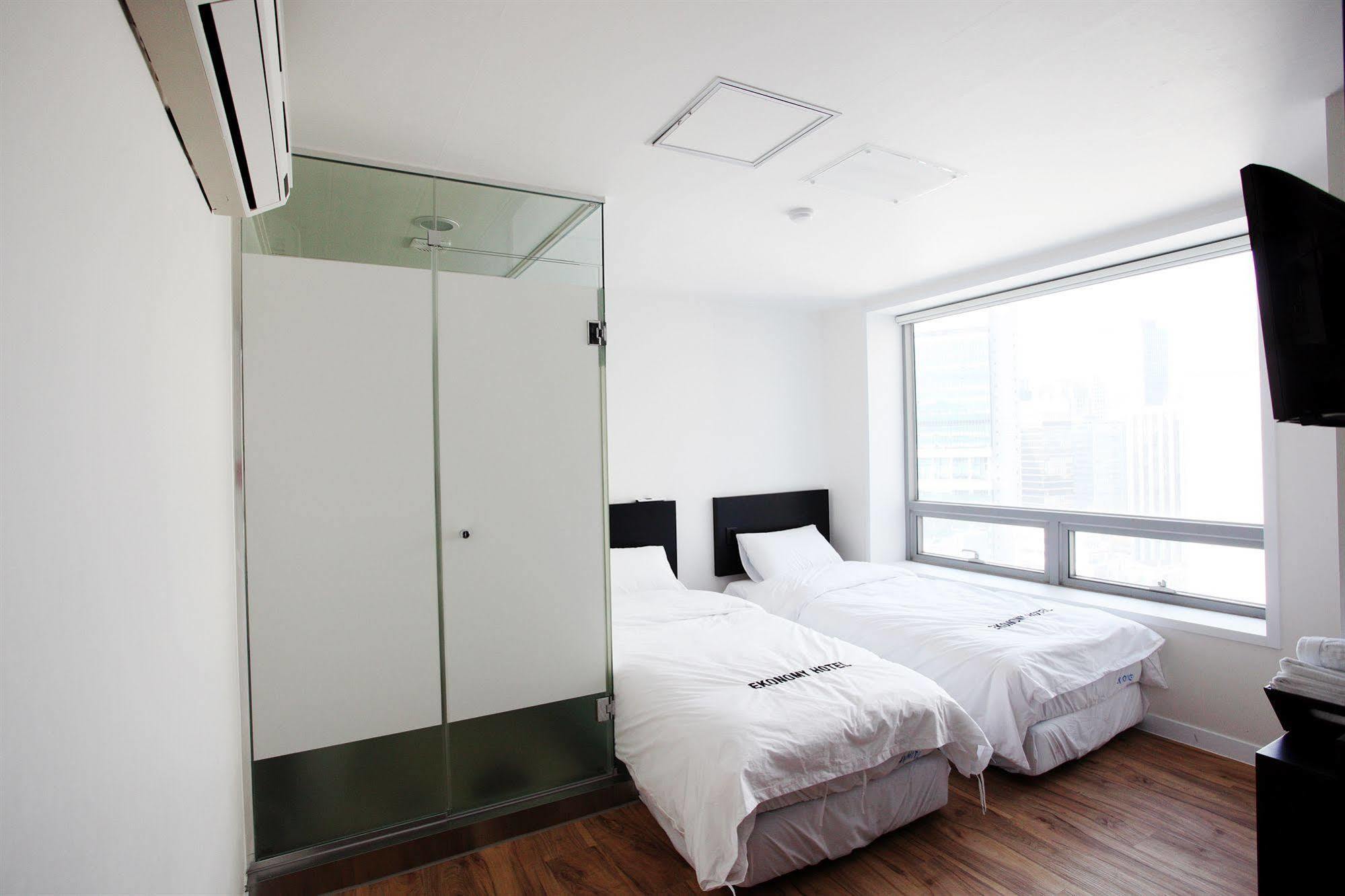 Ekonomy Hotel Myeongdong Central Seoul Eksteriør bilde